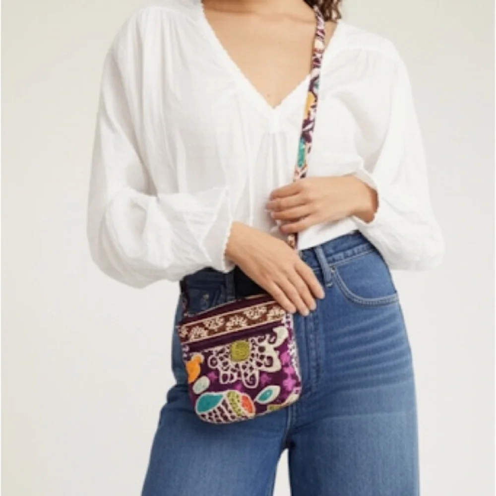 Vera Bradley Purple Plum Retired Pattern Bohemian Floral Quilted Crossbody Bag - Picture 1 of 10